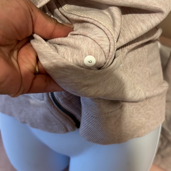 Lululemon Jacket - Picture 6 of 8